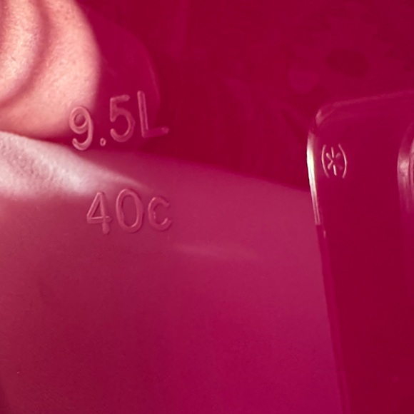 Tupperware 3 Bowl Set with White Lids With Splash Guard For Smallest One - Picture 9 of 11